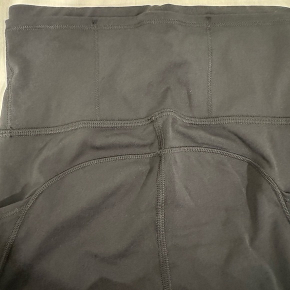 Lululemon capris - Picture 7 of 8